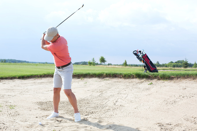 Home run ball’ từ cú đánh vào hố cát