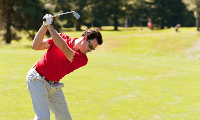 Xoay người ra sau