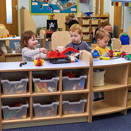 Môi trường học tập ảnh hưởng đến sự phát triển của trẻ