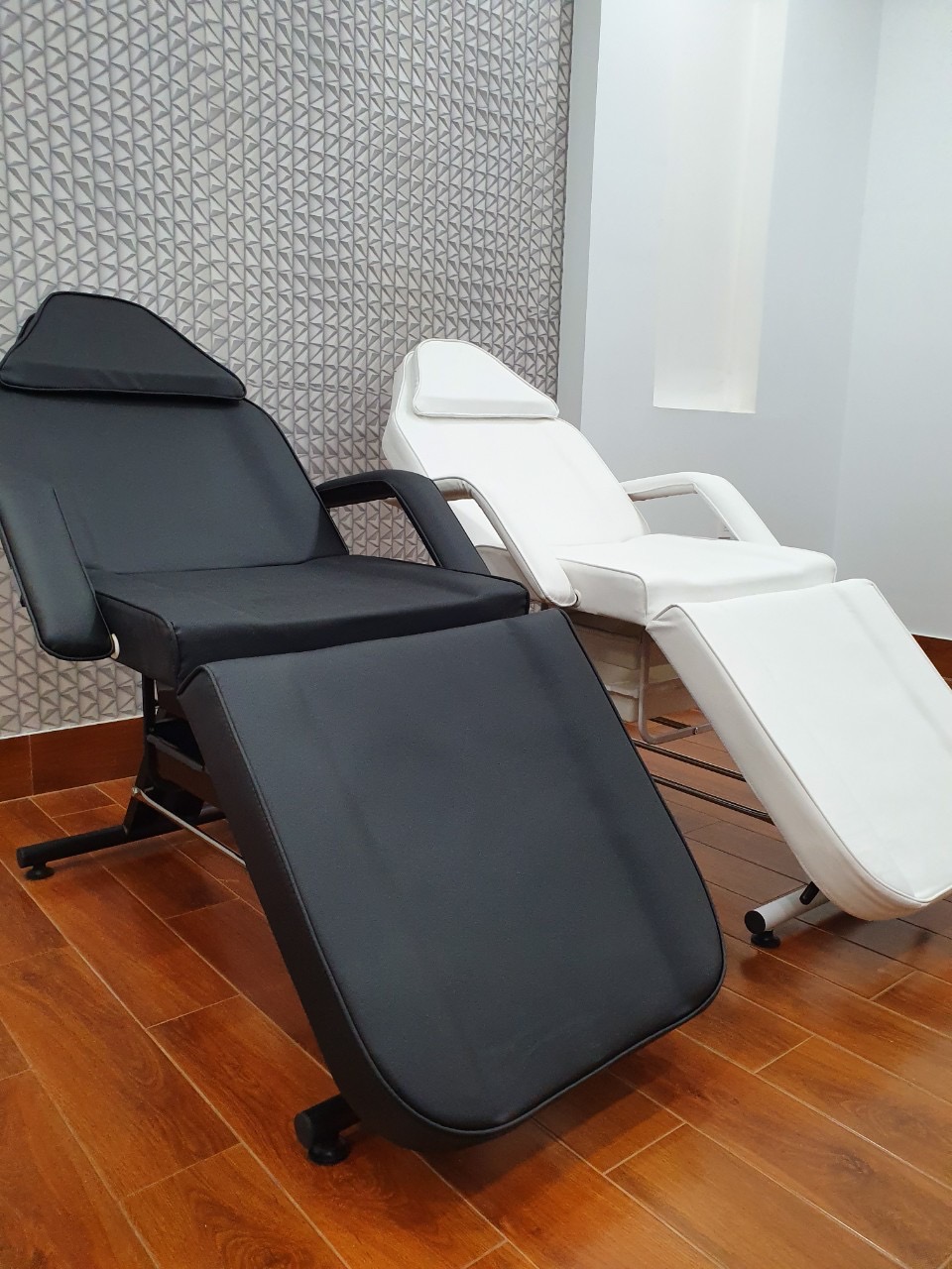 Giường tiêm filler giá rẻ