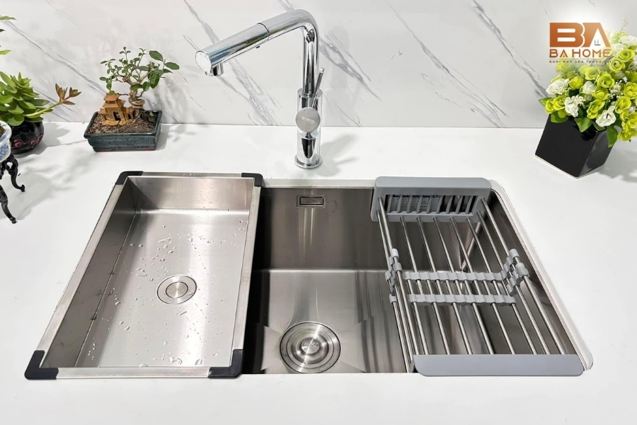 Chậu Rửa Bát 1 Hố Loại To – Thiết Bị Tối Ưu Trong Không Gian Hạn Chế