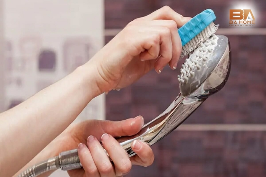 Nguyên Nhân Khiến Vòi Sen Bị Gỉ Sét Và Cách Khắc Phục