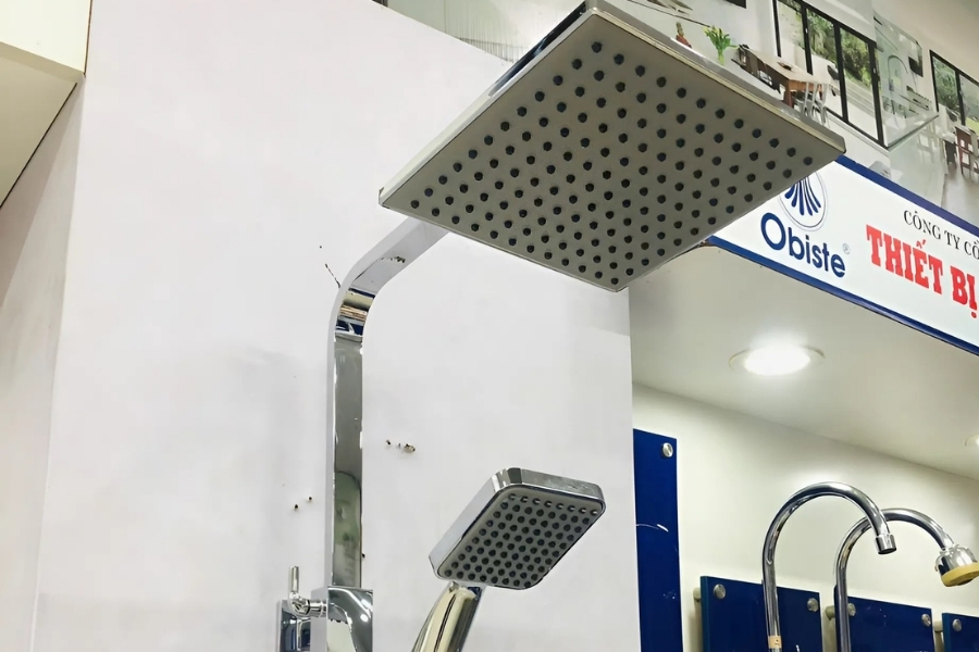 Những Yếu Tố Ảnh Hưởng Đến Giá Vòi Hoa Sen Bạn Cần Biết