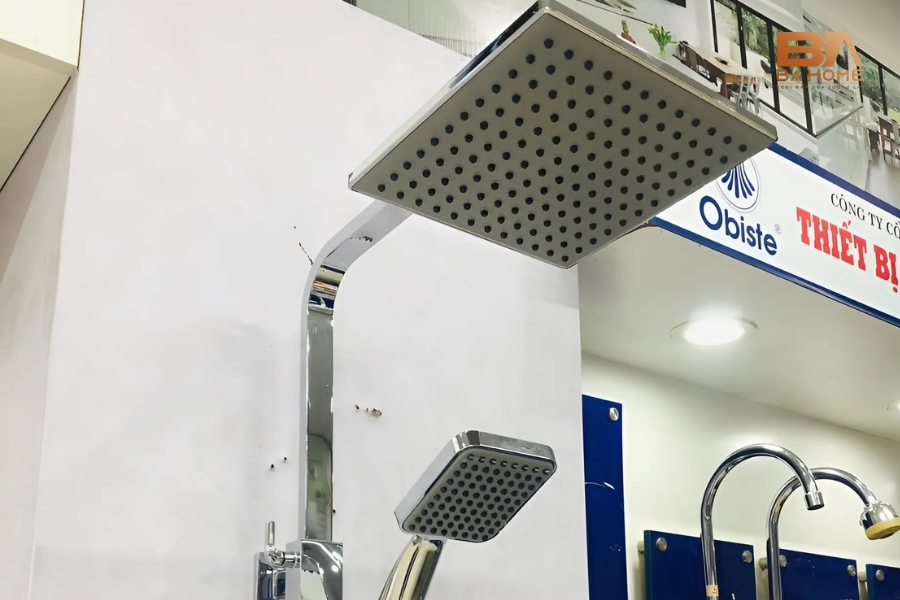 Sen Cây Vuông Là Gì? Lý Do Nên Chọn Cho Phòng Tắm Hiện Đại