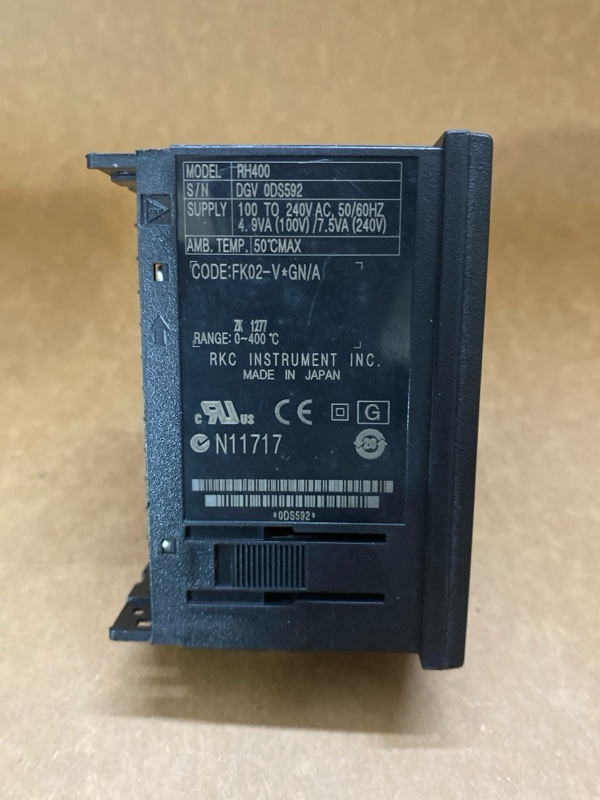 Bộ điều khiển nhiệt độ RKC RH400