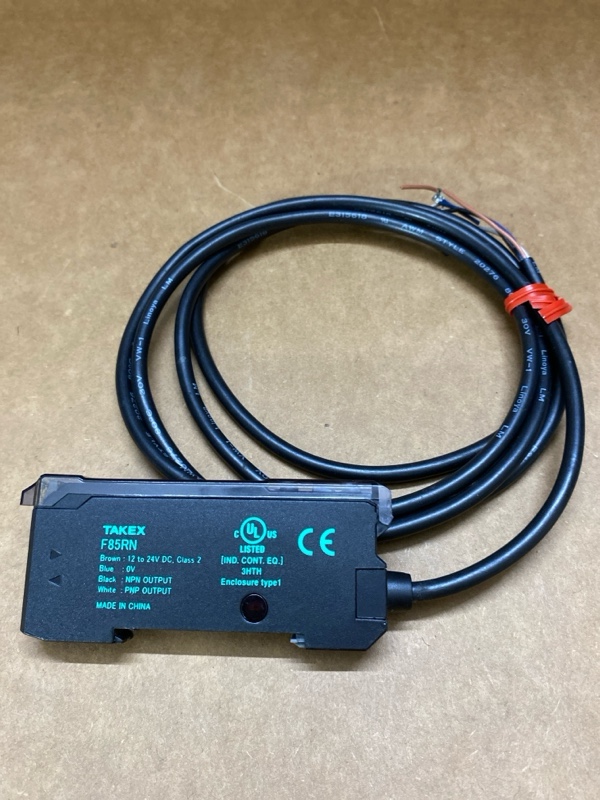 Bộ khuếch đại cảm biến sợi quang Takex F85RN