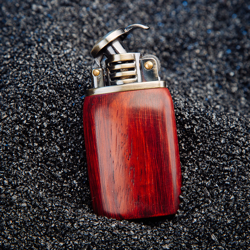 Hột Qụet Bật Lửa Zorro Z520-301 Vỏ Ốp Gỗ Thiết Kế Mới Đẹp Độc Lạ - Dùng Xăng Bấc Đá Cao Cấp