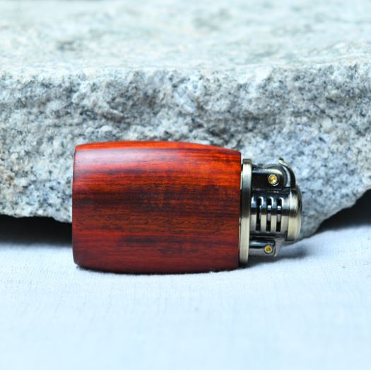 Hột Qụet Bật Lửa Zorro Z520-301 Vỏ Ốp Gỗ Thiết Kế Mới Đẹp Độc Lạ - Dùng Xăng Bấc Đá Cao Cấp