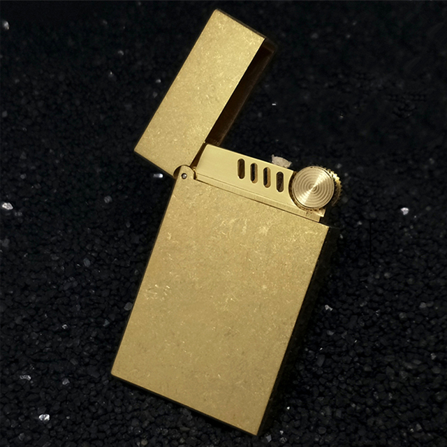 Hột Qụet Bật Lửa Zorro Kuboy KZ552 Thiết Kế Độc Lạ Cổ Điển Sang Trọng - Dùng Xăng Đá Cao Cấp ( giao mau ngau nhien )