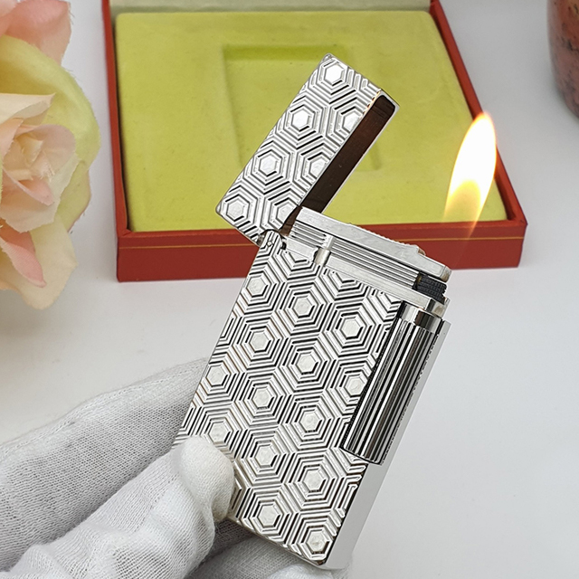 Hộp Quẹt Bật Lửa Dupont D101B Họa Tiết Trắng Bạc Hoa Văn - Dùng Gas Đá Cao Cấp