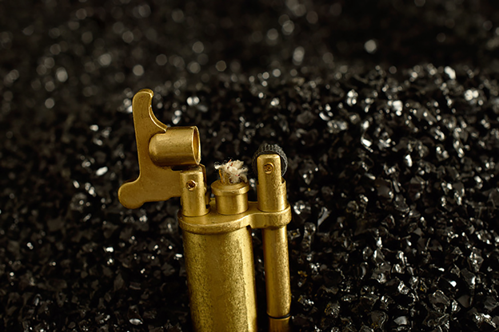 Bật Lửa Xăng Đá Jifeng JF-008 Màu Vàng Sang Trọng