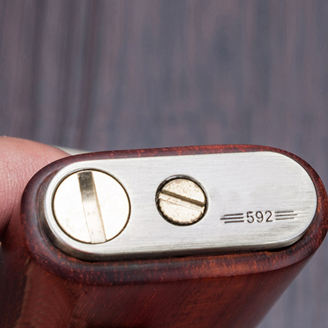 Bật Lửa Xăng Đá Zorron Z592-207 Thiết Kế Độc Lạ Kết Hợp Vỏ Gỗ