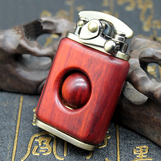 Bật Lửa Xăng Đá Zorron Z592-207 Thiết Kế Độc Lạ Kết Hợp Vỏ Gỗ