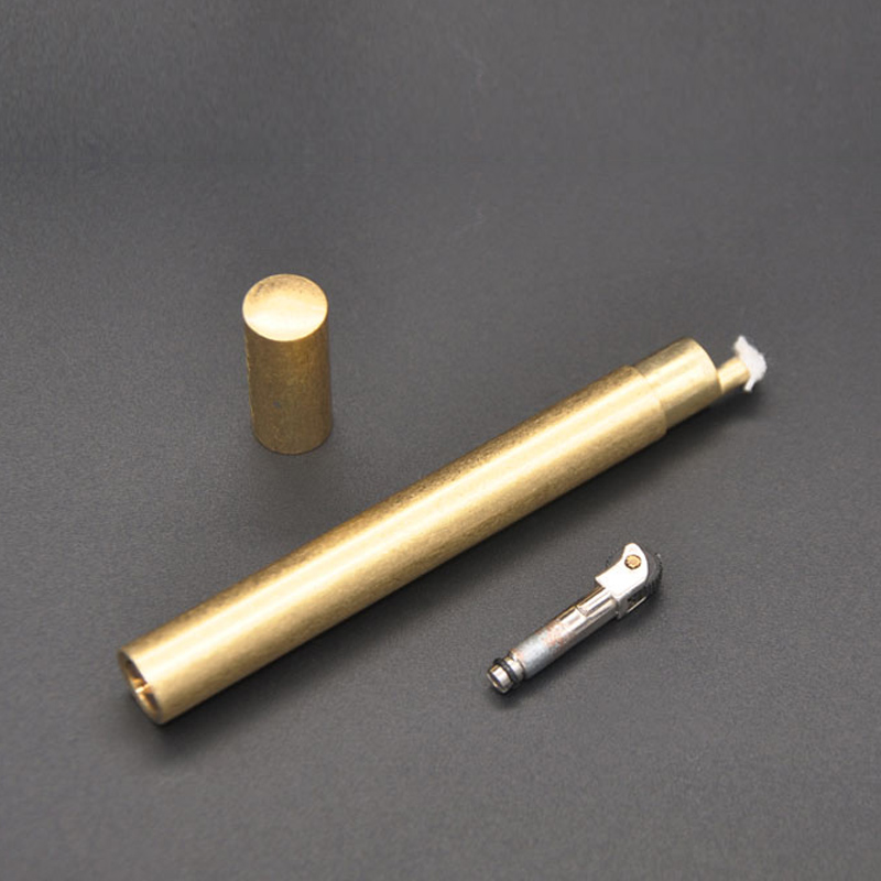 Hột Qụet Bật Lửa Zorro Kuboy KZ16 Thiết Kế Độc Lạ Cổ Điển Sang Trọng - Dùng Xăng Đá Cao Cấp ( giao mau ngau nhien )