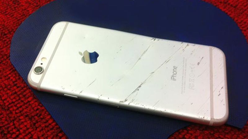 Kiểm tra iPhone cũ qua hình dáng bên ngoài