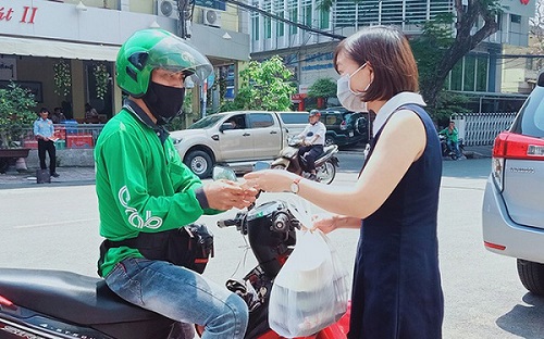 Nhu cầu sử dụng điện thoại của các Shipper công nghệ