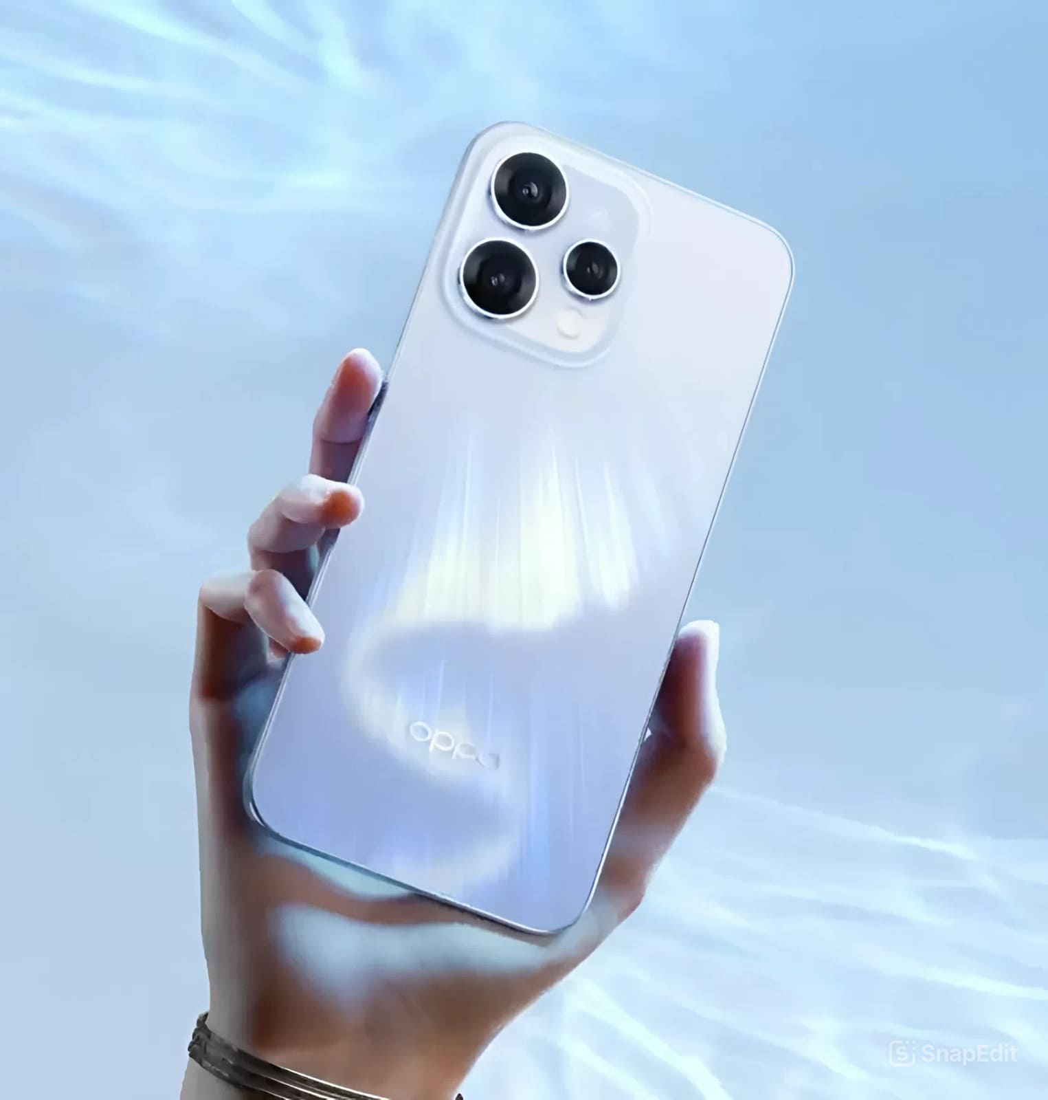 Oppo Reno15 và Reno15F có điểm gì khác biệt