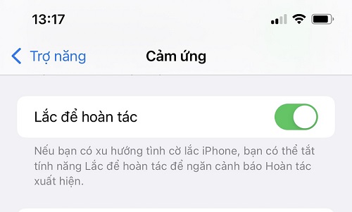 Với tính năng này trên iPhone, bạn chỉ cần lắc điện thoại sau khi hoàn thành việc nhập nội dung