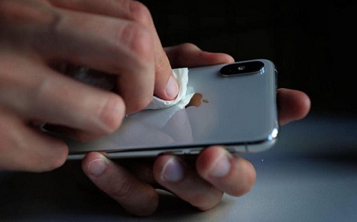 Những lỗi thường gặp trong quá trình vệ sinh iPhone