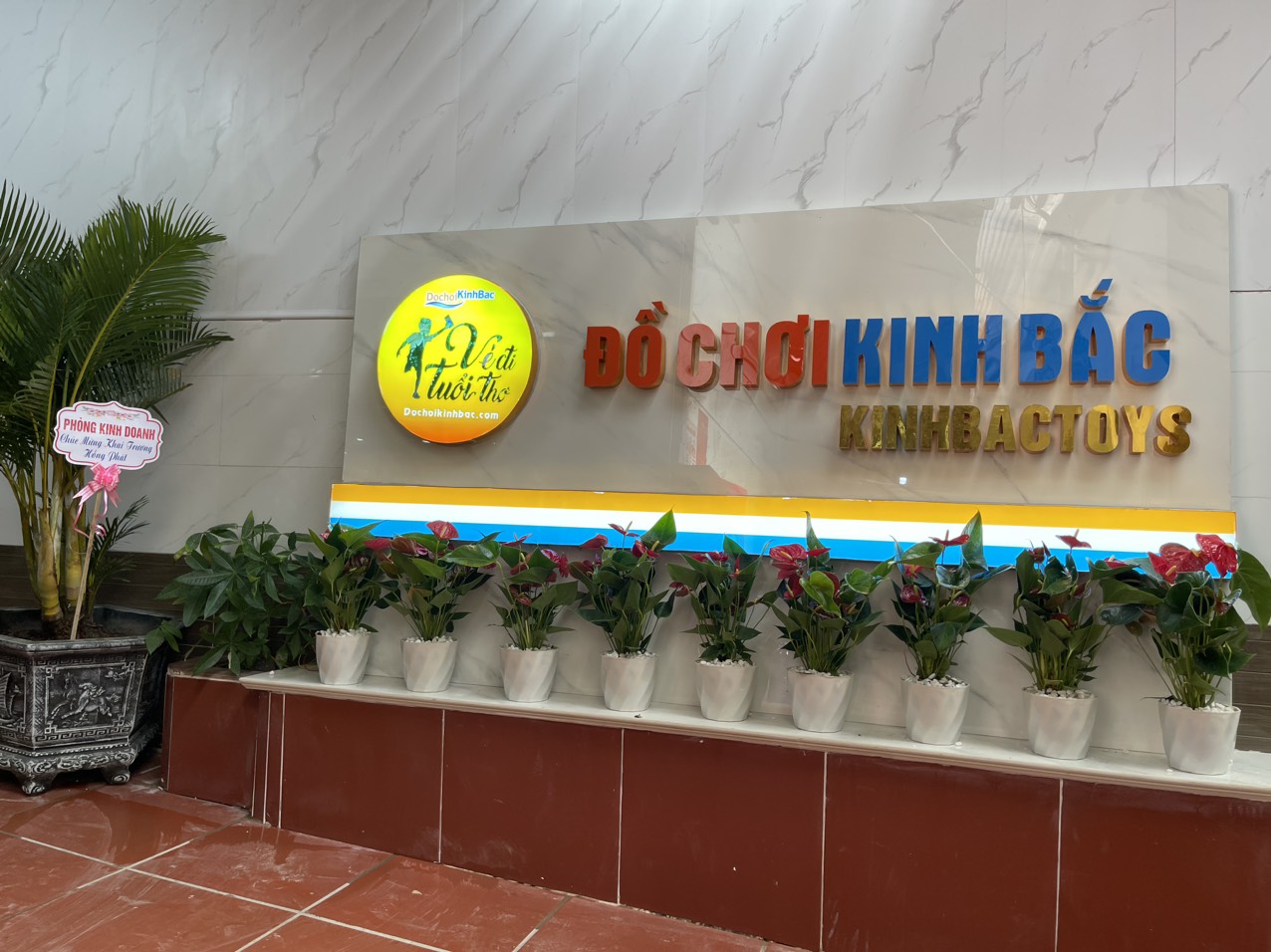 khai trương xưởng kỹ thuật hoàn thiện đồ chơi kinh bắc