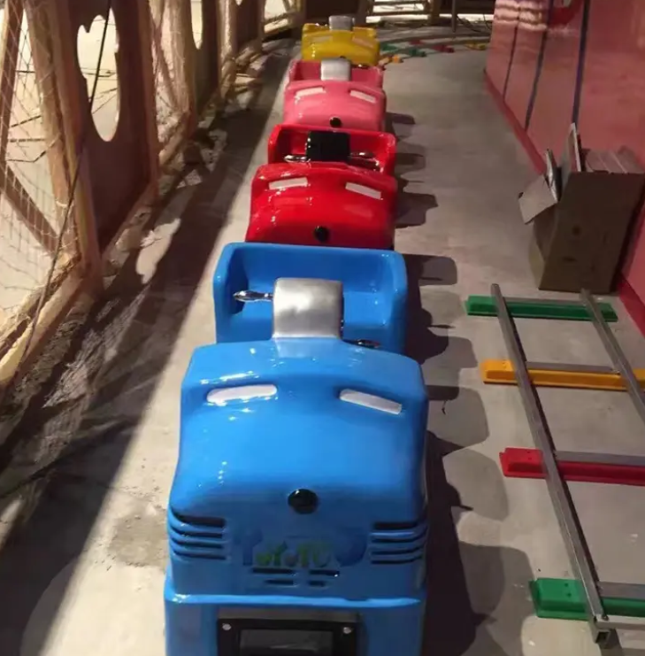 Tàu điện xe điện mini led XDTDKB05 Dochoikinhbac Trò chơi giải trí thú vị