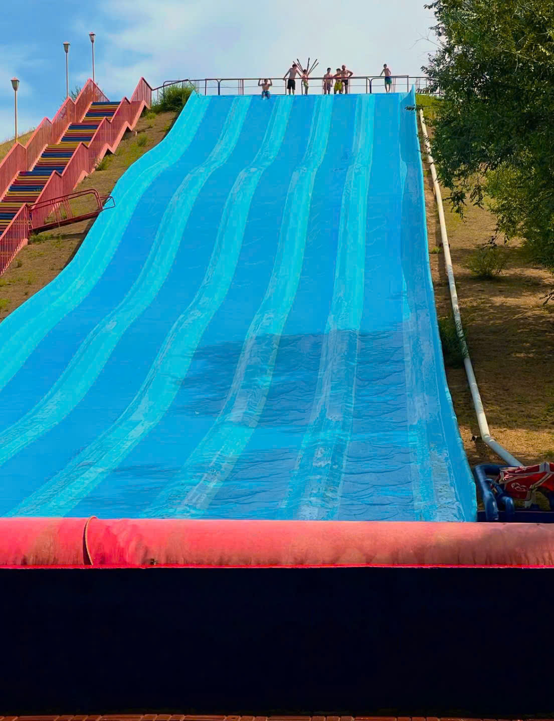 7 Yếu Tố Làm Nên Một Bể Bơi Giải Trí Sinh Lời Bền Vững