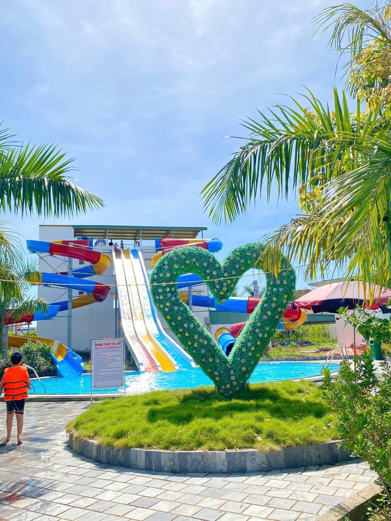 Hệ Sinh Thái Vận Động & Bể Bơi Giải Trí Tích Hợp – Xu Hướng Kinh Doanh Khu Vui Chơi 2025