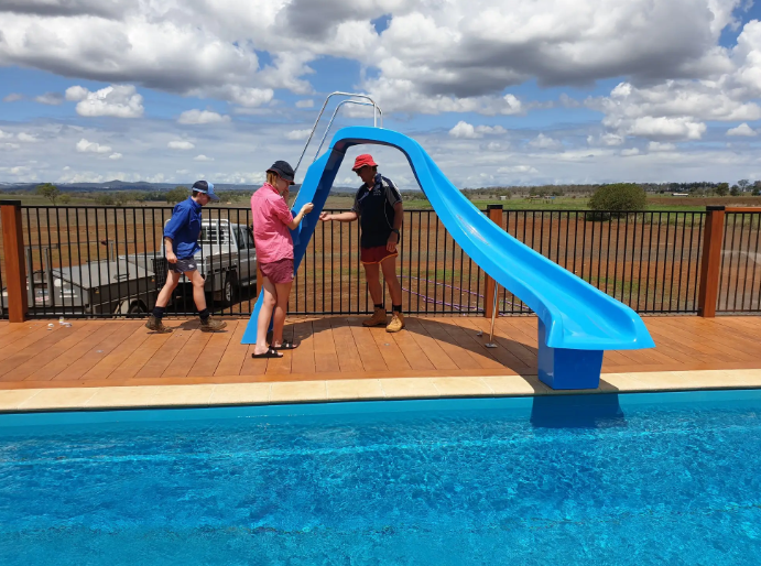 Cầu trượt bể bơi CTDKB13 Dochoikinhbac Cầu trượt nhựa cho trẻ em vui chơi