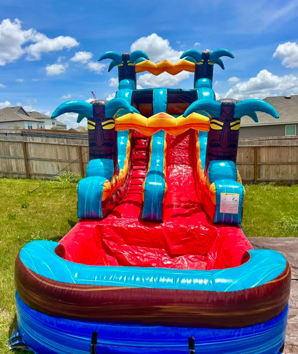 Biến Mảnh Đất Trống Thành Khu Vui Chơi Hút Khách Với Nhà Phao Cùng Đồ Chơi Kinh Bắc!