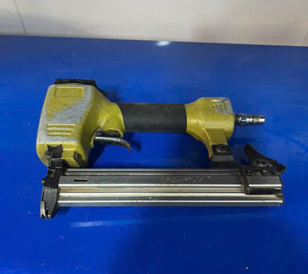 HT_Súng Bắn Đinh Khí Nén F30