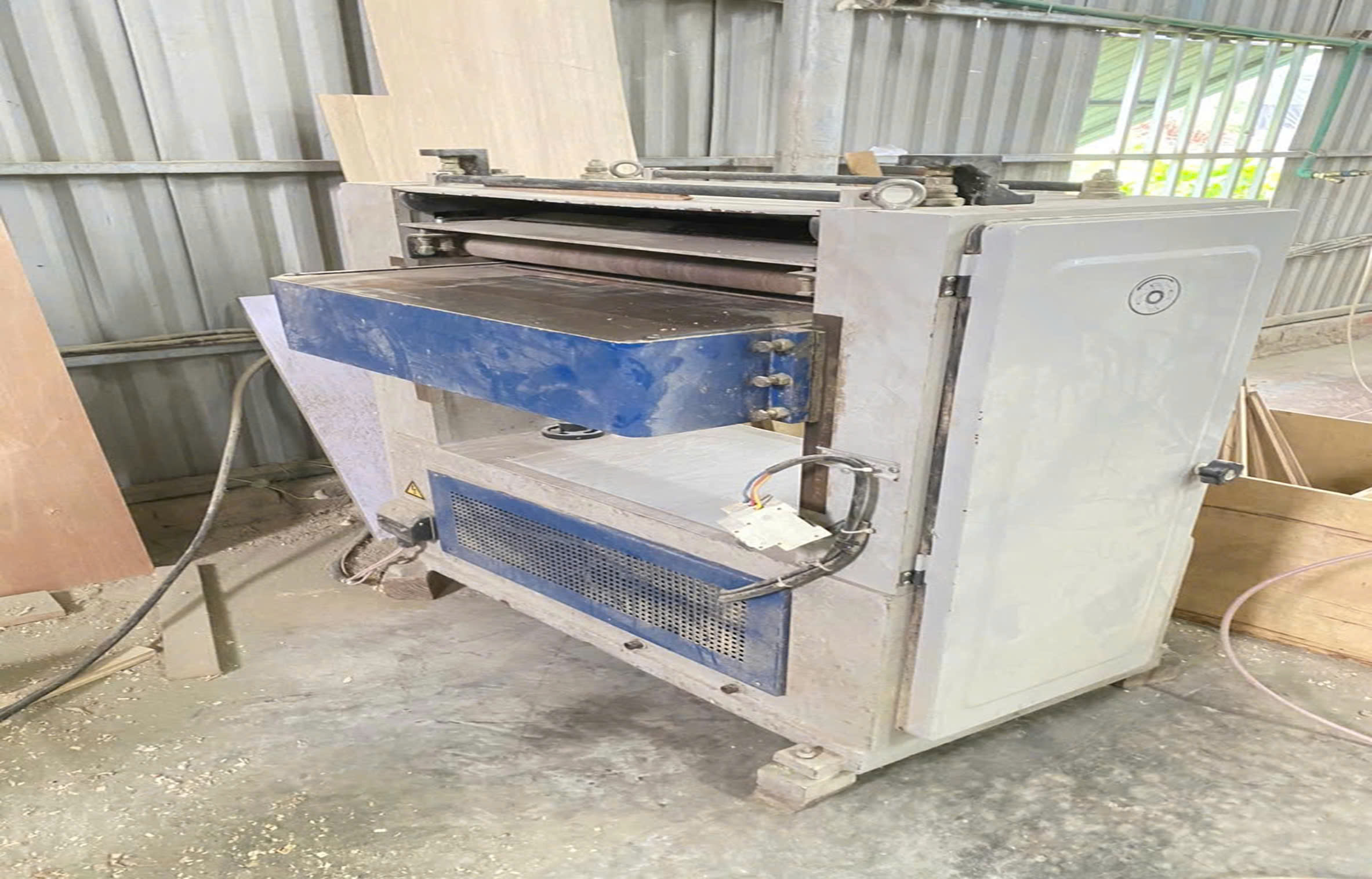 G_Máy Bào Cuốn MD 106H Dochoikinhbac