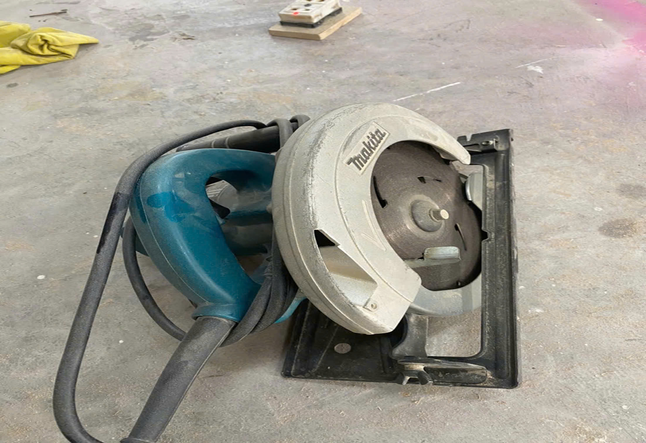 G_Máy Cắt Gỗ Cầm Tay To _N5900B Dochoikinhbac