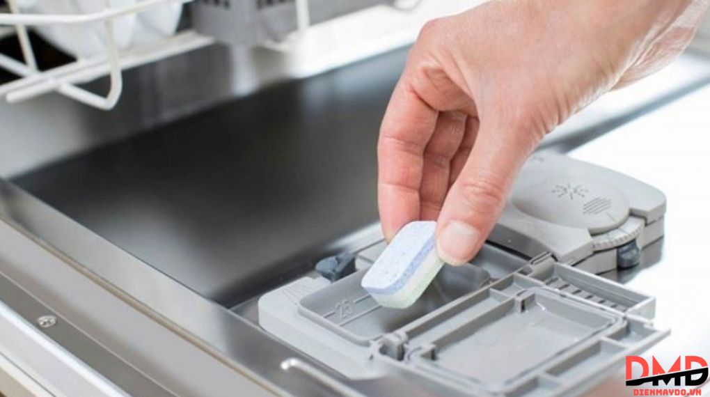 Máy rửa bát có sạch dầu mỡ không?
