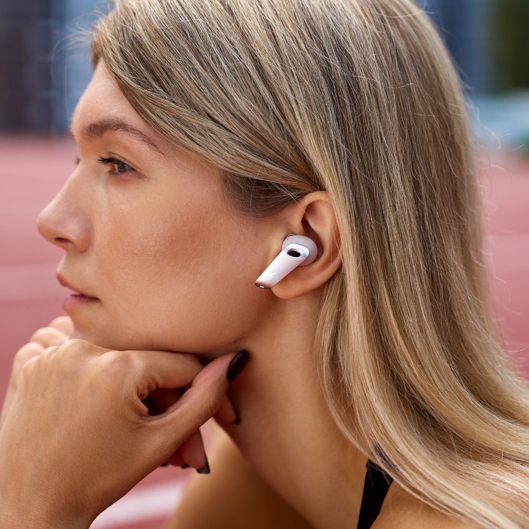 Chi tiết hoàn thiện metallic và kim loại cao cấp