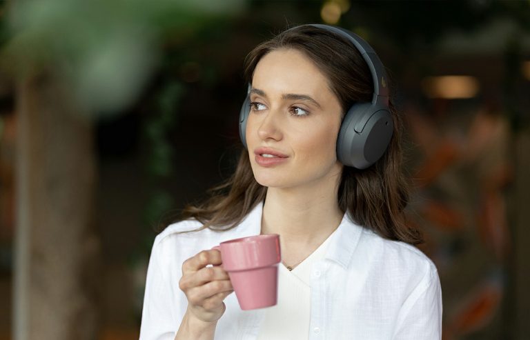 Edifier W820NB đàm thoại rõ ràng với công nghệ khử ồn