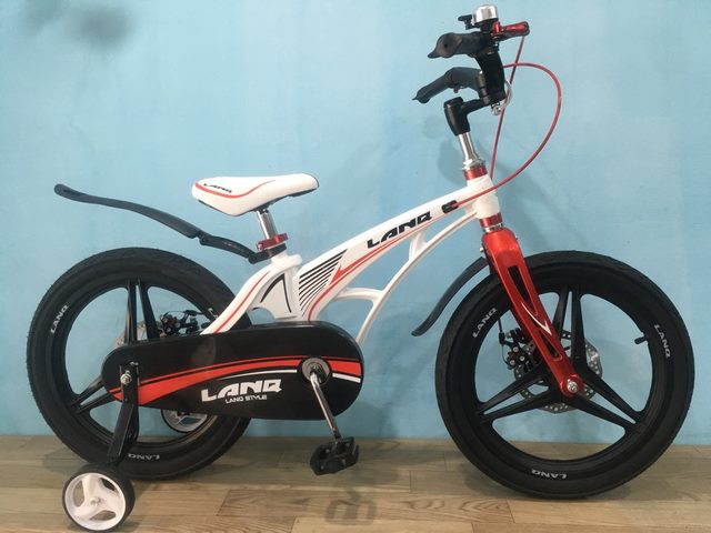 Xe đạp thương hiệu Lanq