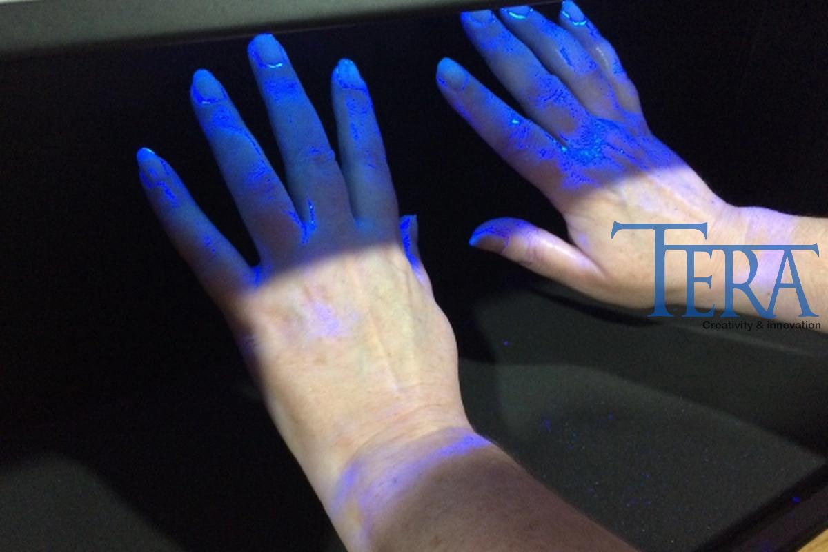 Bóng đèn cực tím uv diệt khuẩn có hại không? - "Vũ Khí" vô trùng hai mặt