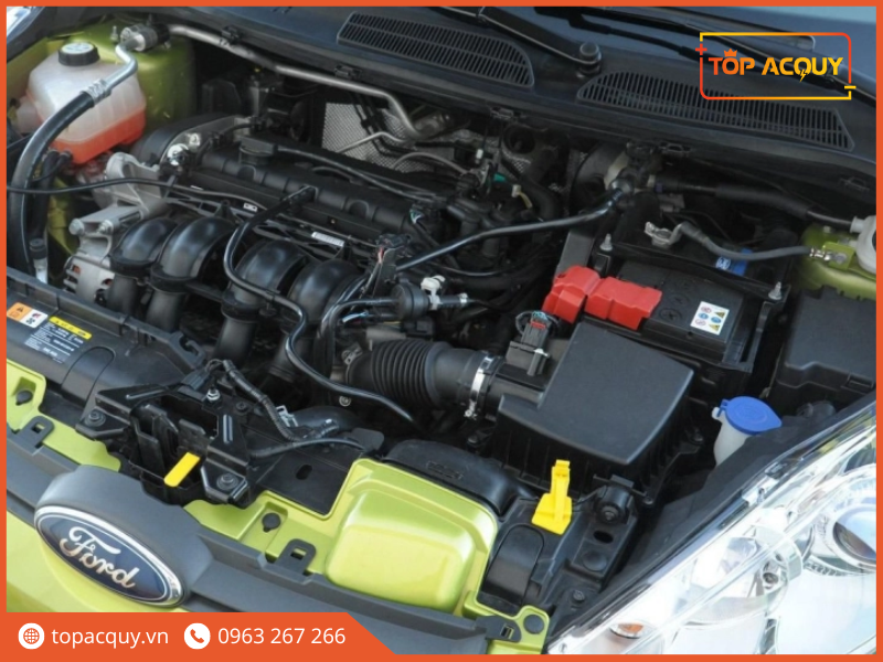 Ắc quy Ford Fiesta
