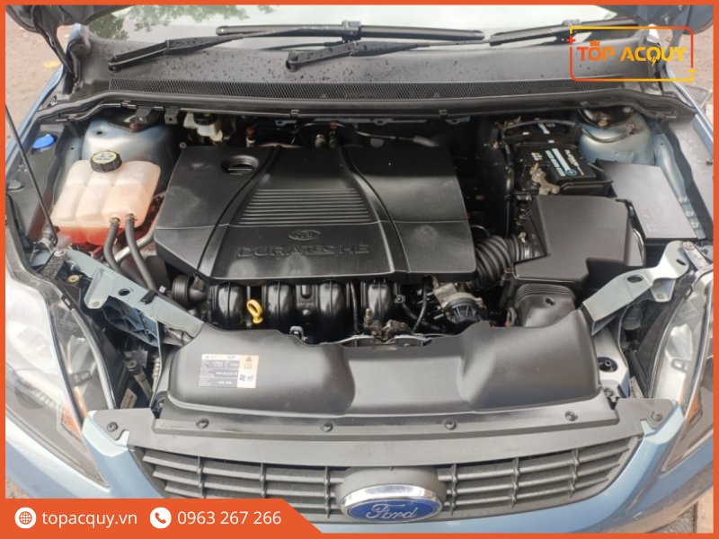 ắc quy xe ford focus