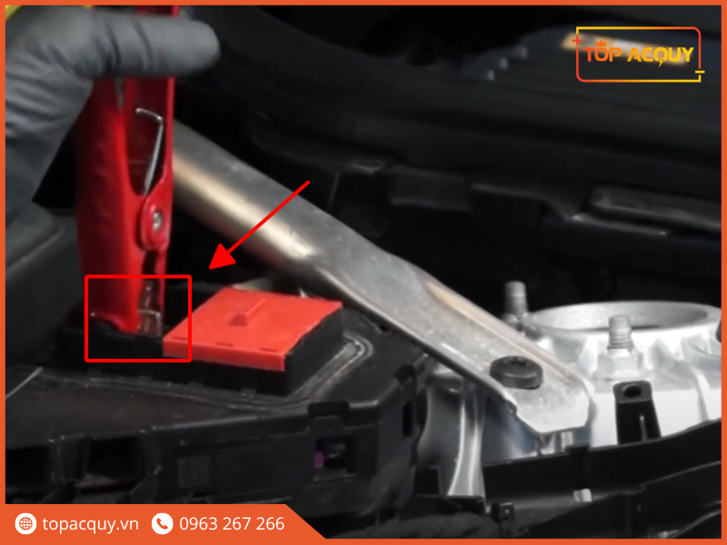 ắc quy xe mercedes e300