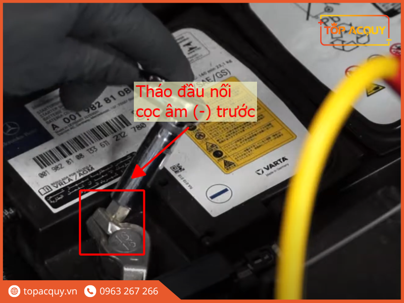 ắc quy xe mercedes e300