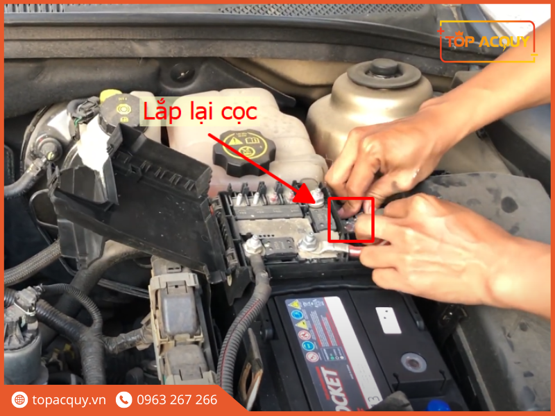 thay ắc quy ô tô Chevrolet