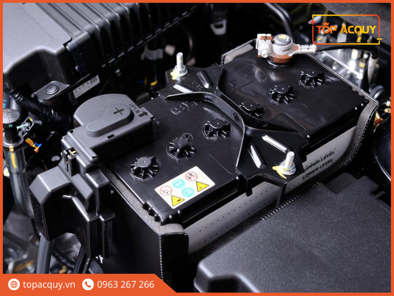 thay ắc quy ô tô Chevrolet