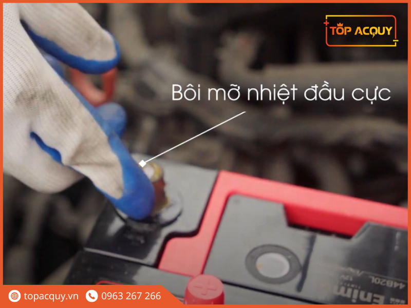 thay ắc quy ô tô KIA