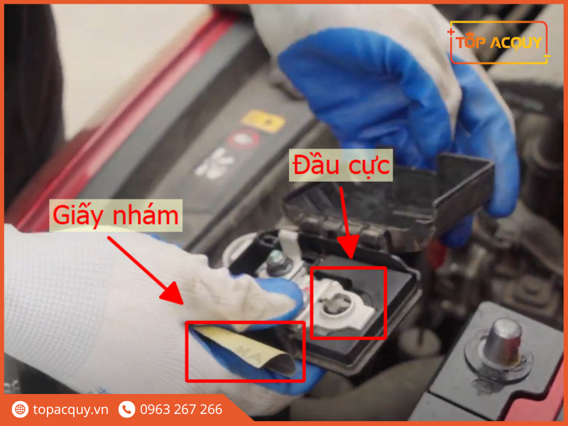 thay ắc quy ô tô KIA