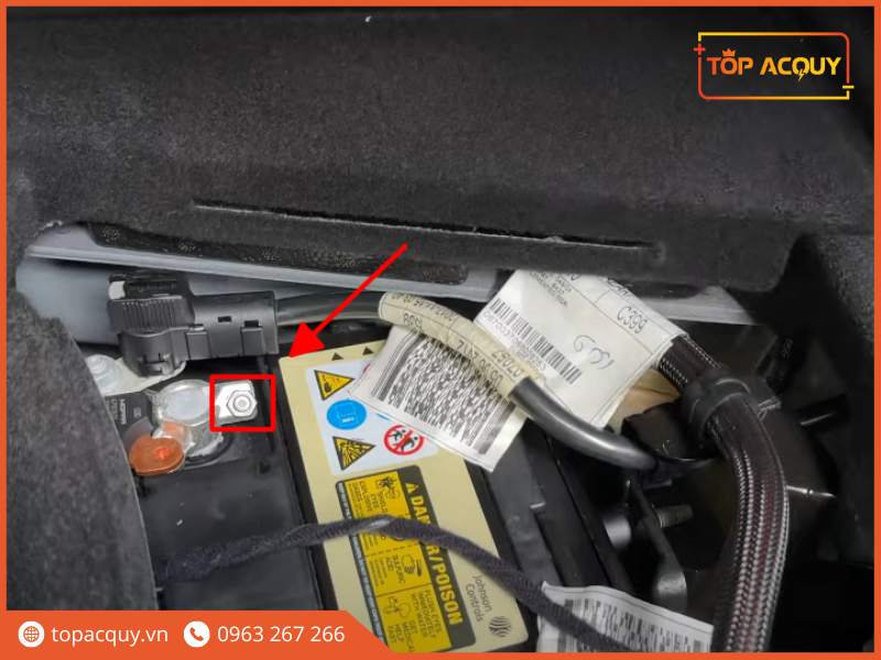 thay ắc quy ô tô Maserati