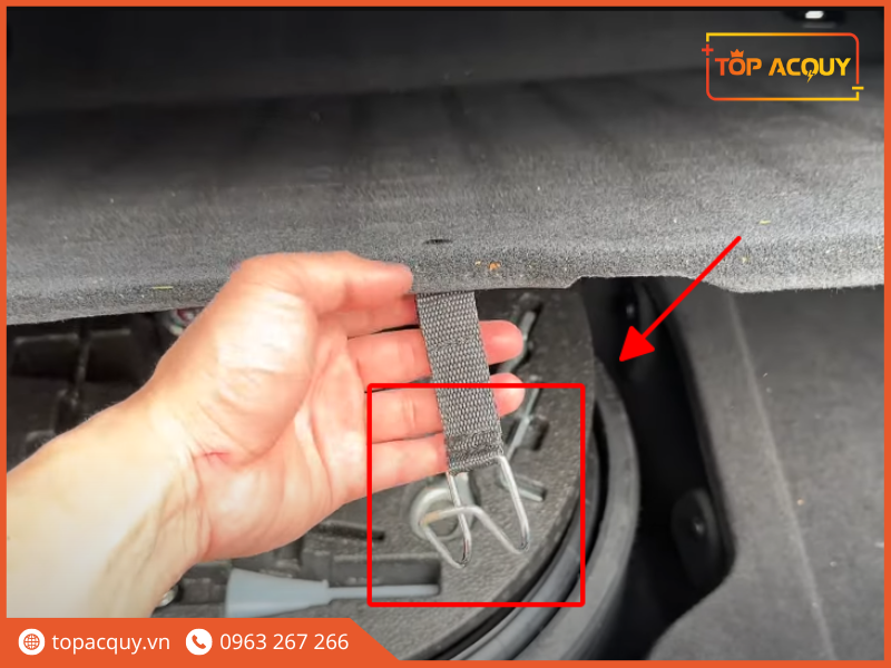 thay ắc quy ô tô Maserati