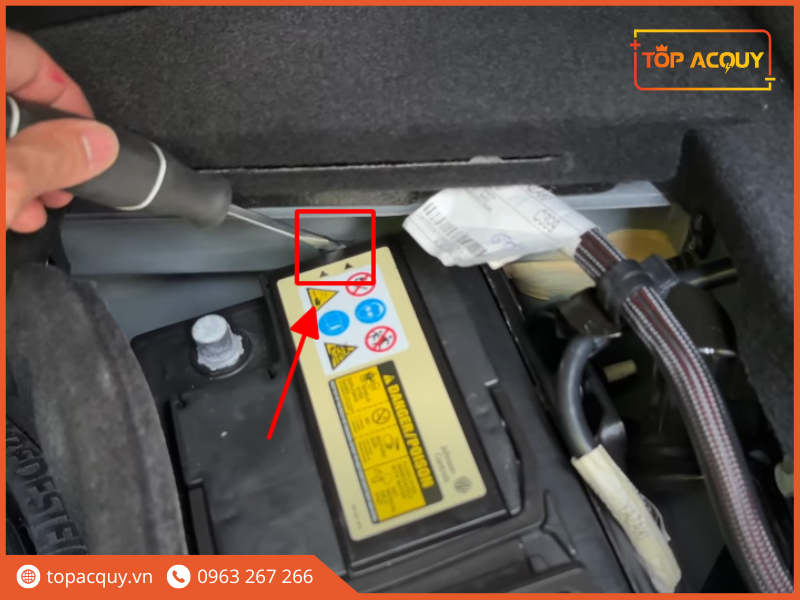thay ắc quy ô tô Maserati