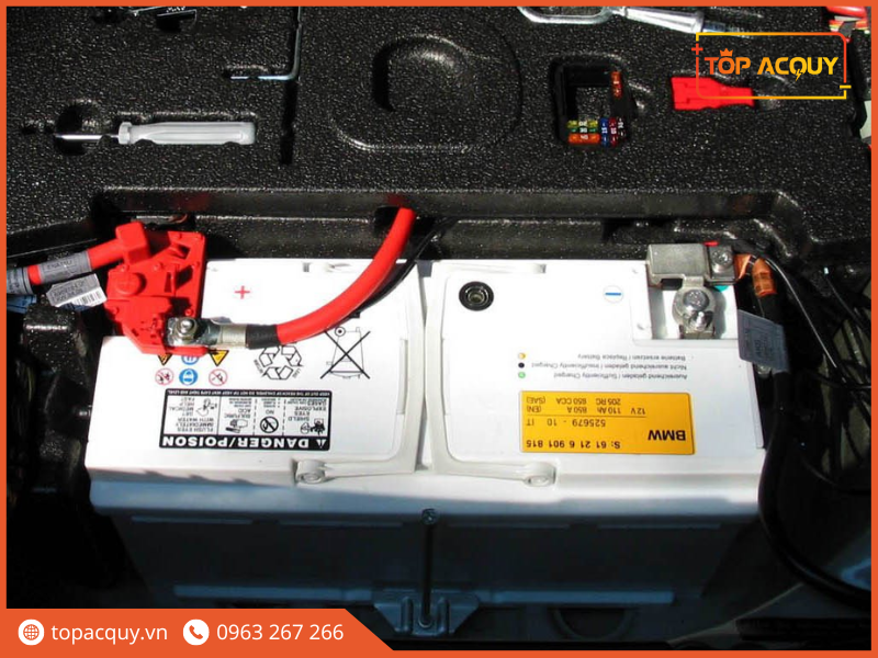 Ắc quy ô tô Toyota