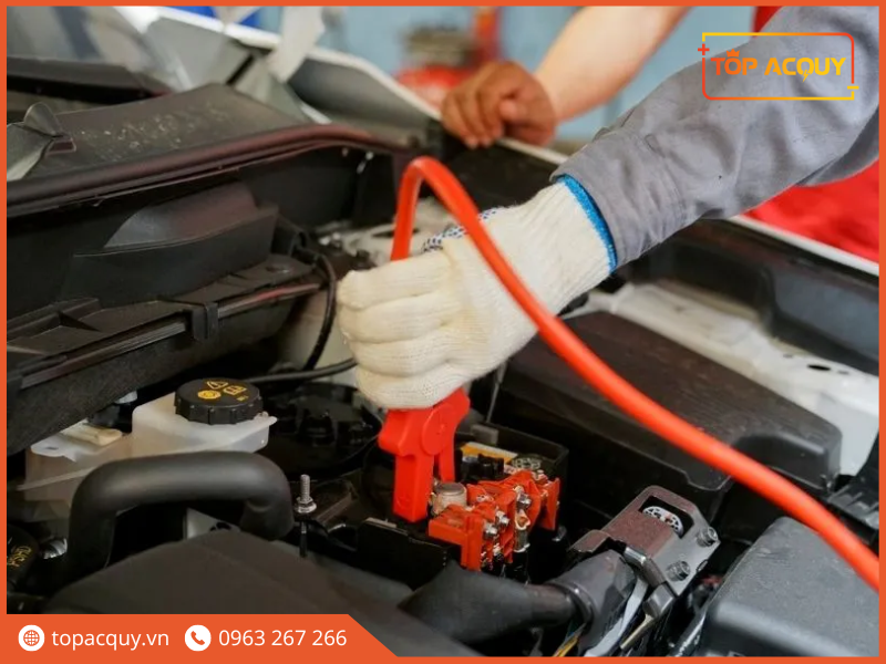 ắc quy ô tô rocket
